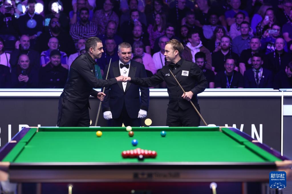 他的健康状 他的健康状