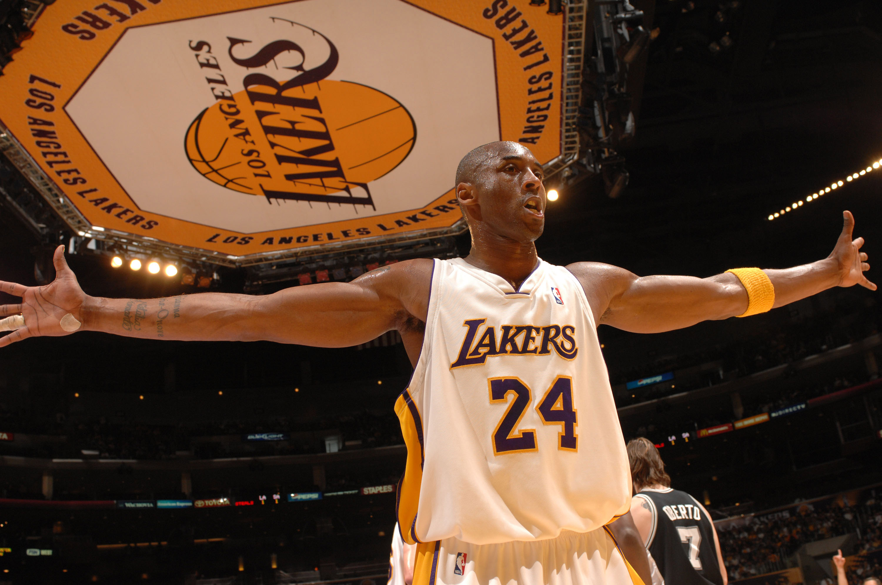 同时以多周 同时以多周